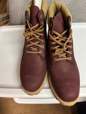 Timberland Men's Burgundy Lace-Up Work Pants Boots - Durable Outdoor Style